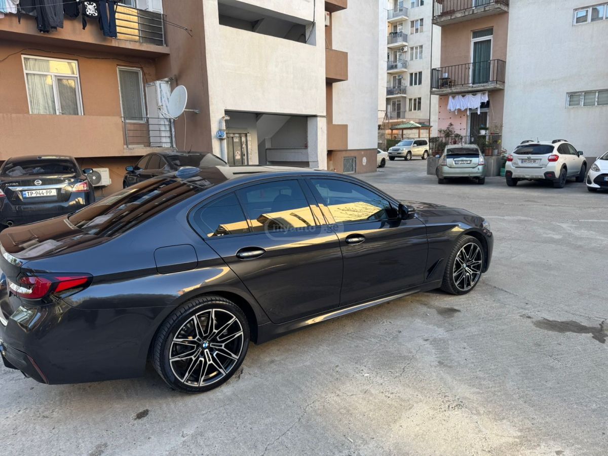 BMW 530 - фото 6