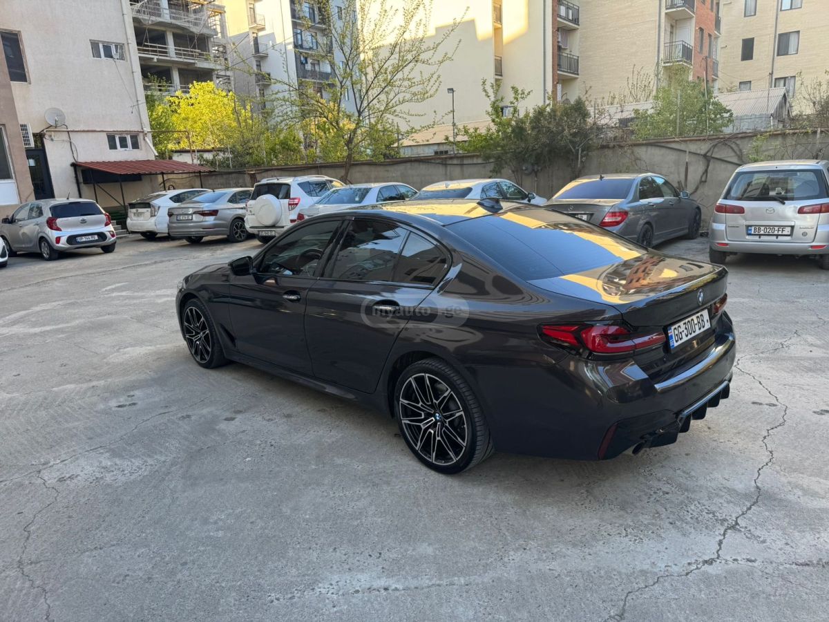 BMW 530 - фото 9
