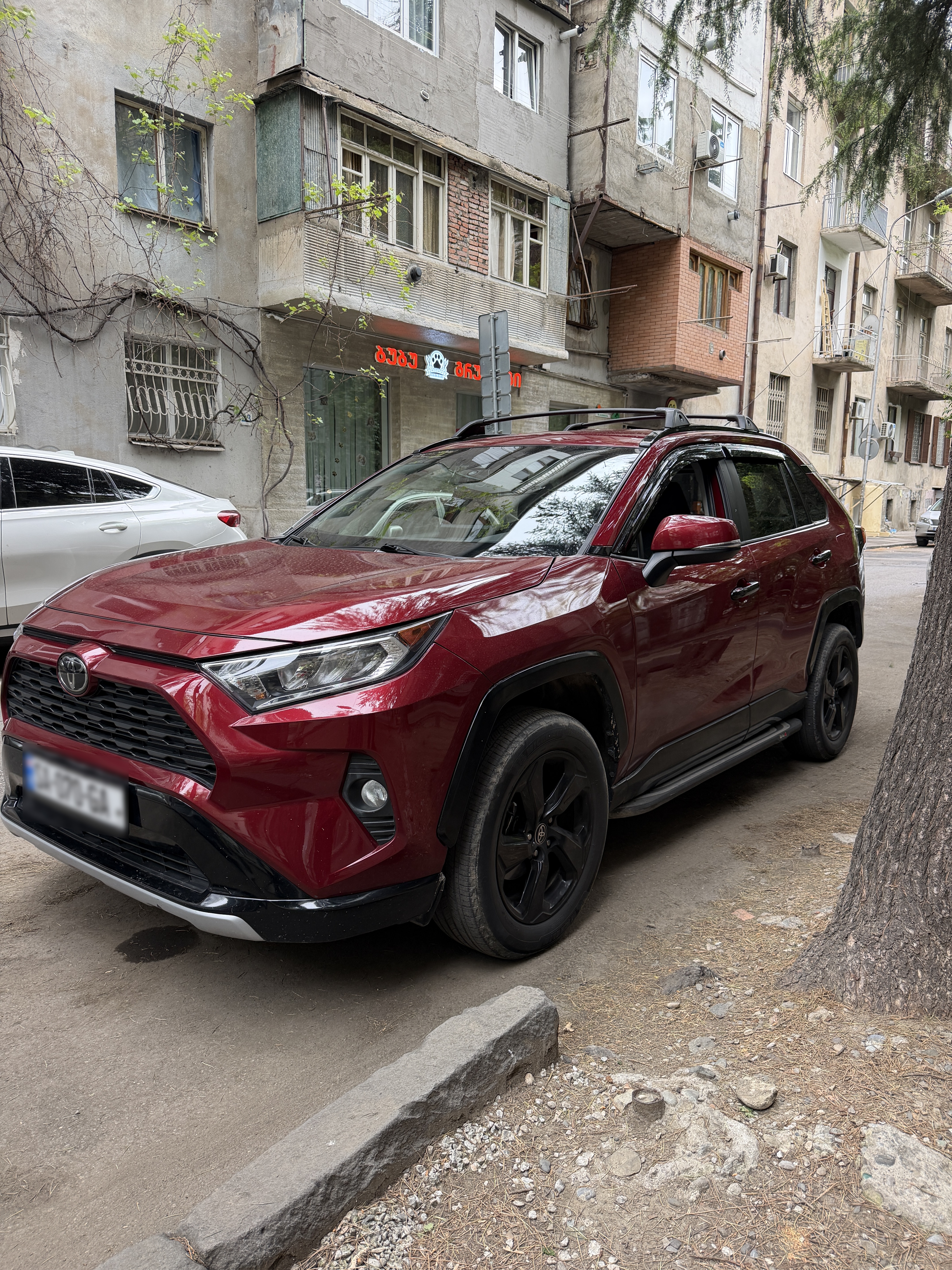 Toyota Rav 4 - фото 1