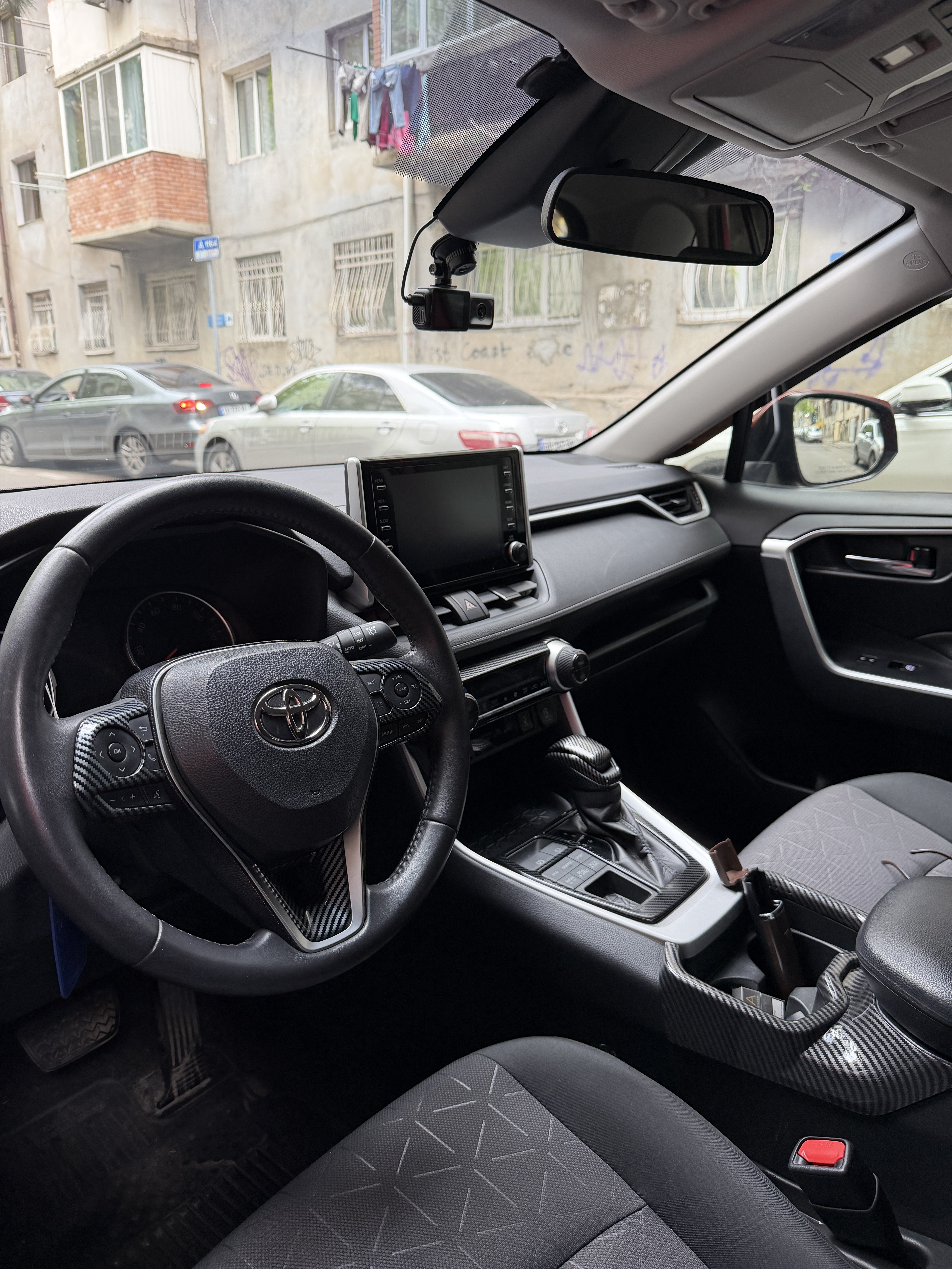 Toyota Rav 4 - фото 2