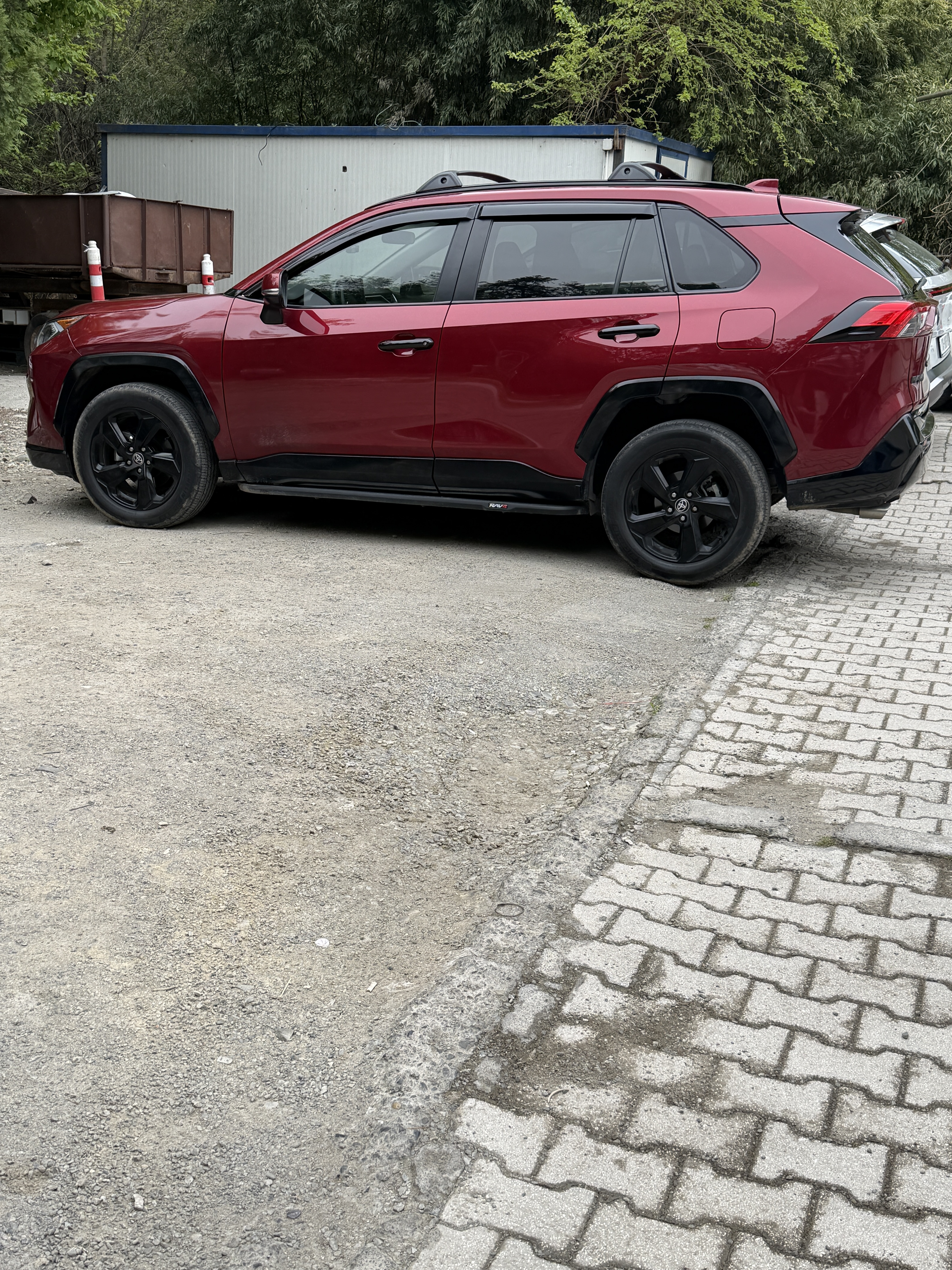 Toyota Rav 4 - фото 6