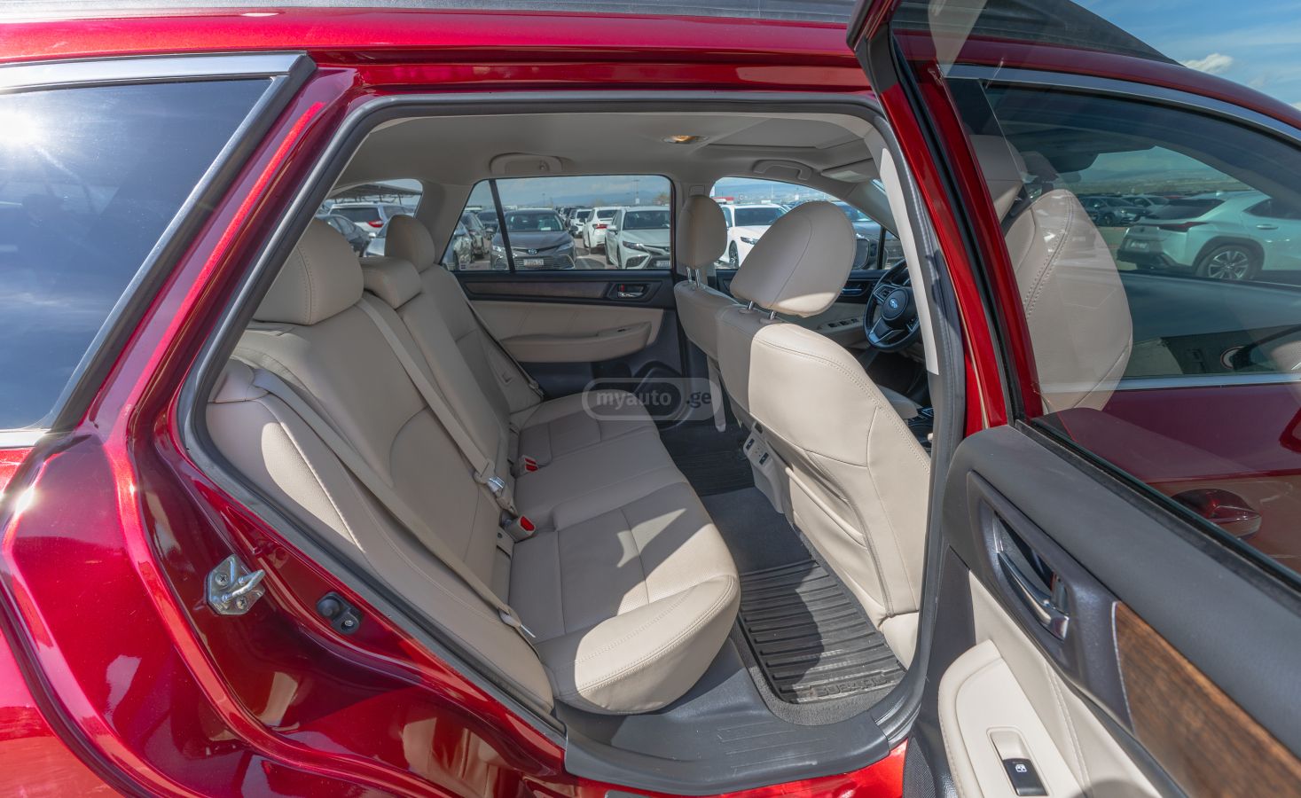 Subaru Outback - фото 8