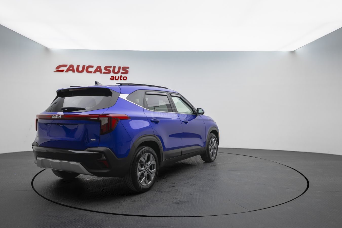 Kia Seltos - фото 4