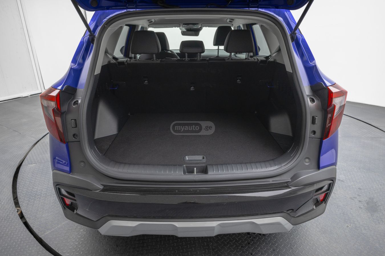 Kia Seltos - фото 6