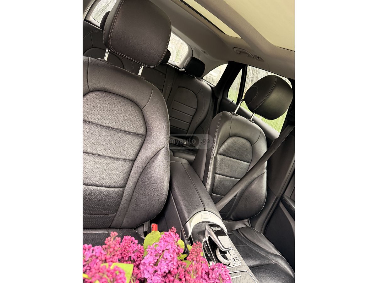 Mercedes-Benz GLC 300 - фото 5