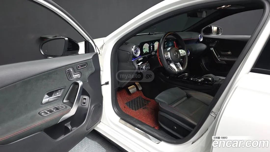 Mercedes-Benz - фото 10