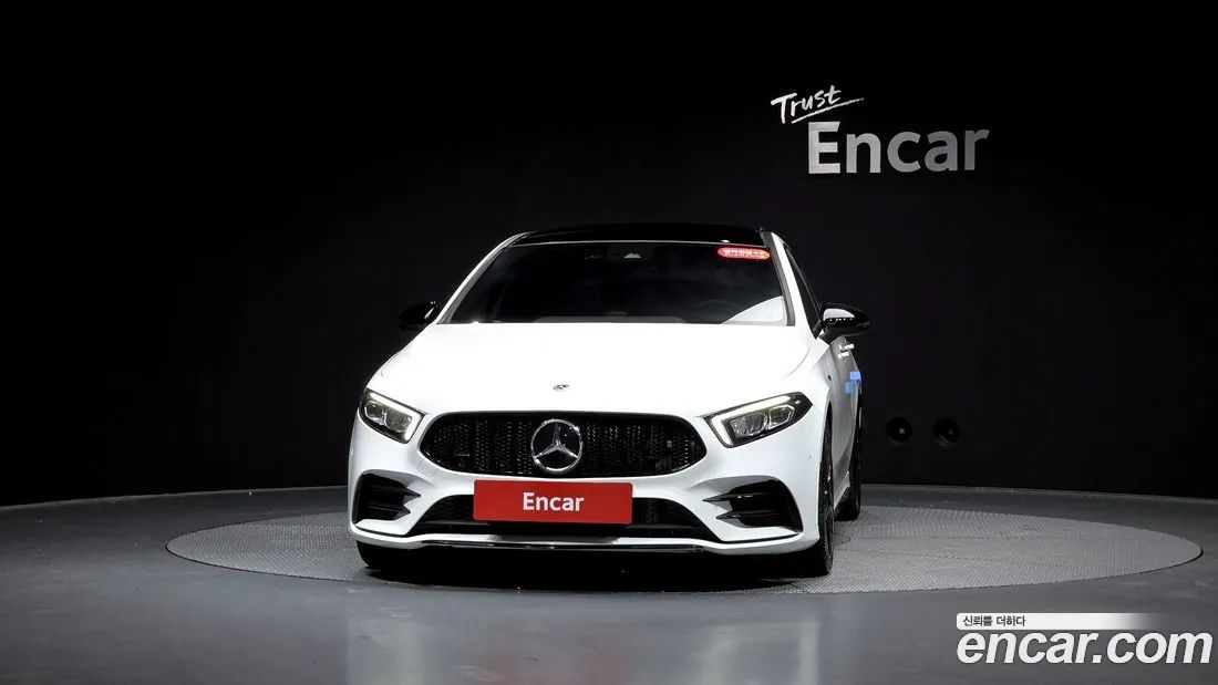 Mercedes-Benz - фото 3