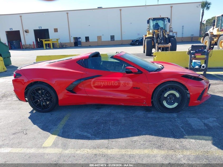 Chevrolet Corvette 2023 — миниатюра 12