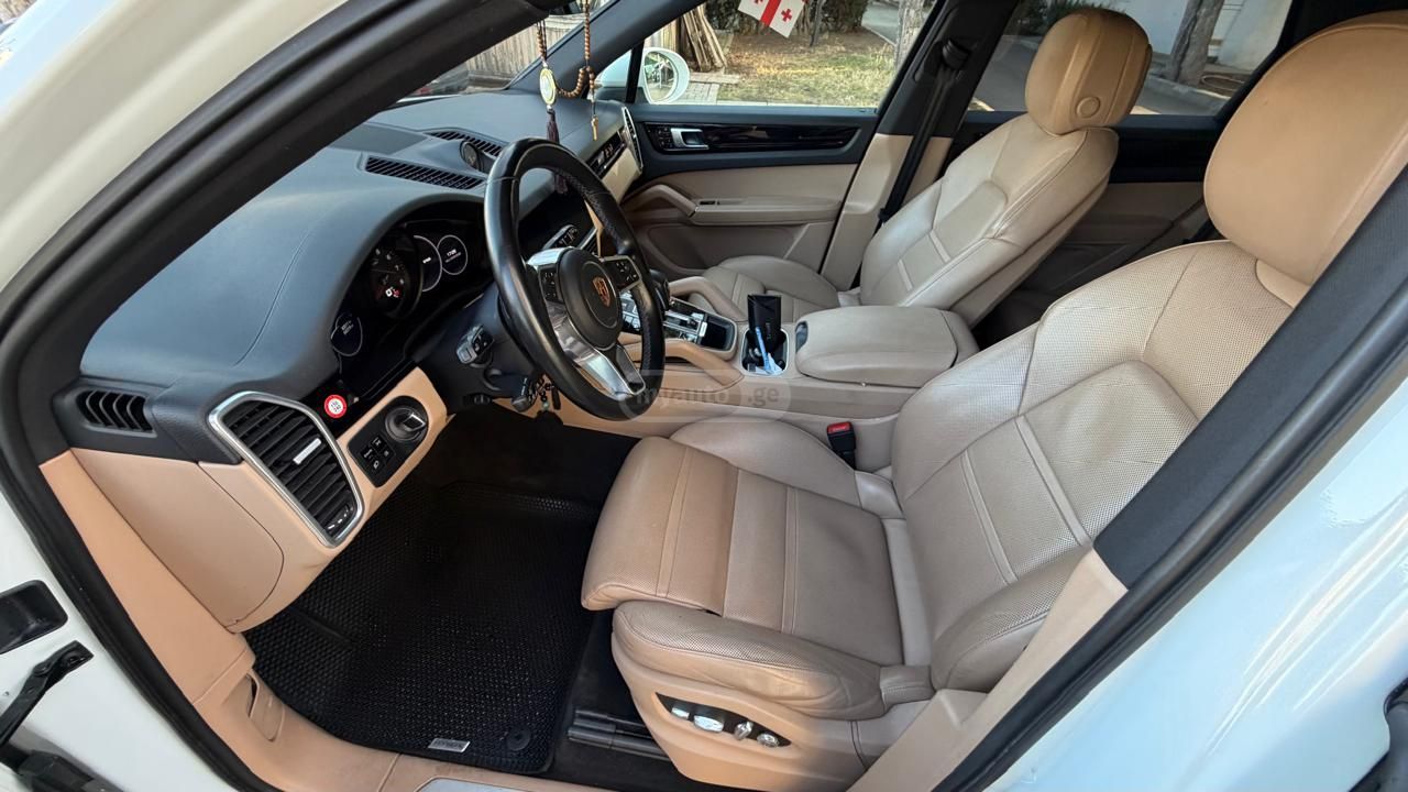 Porsche Cayenne - фото 8