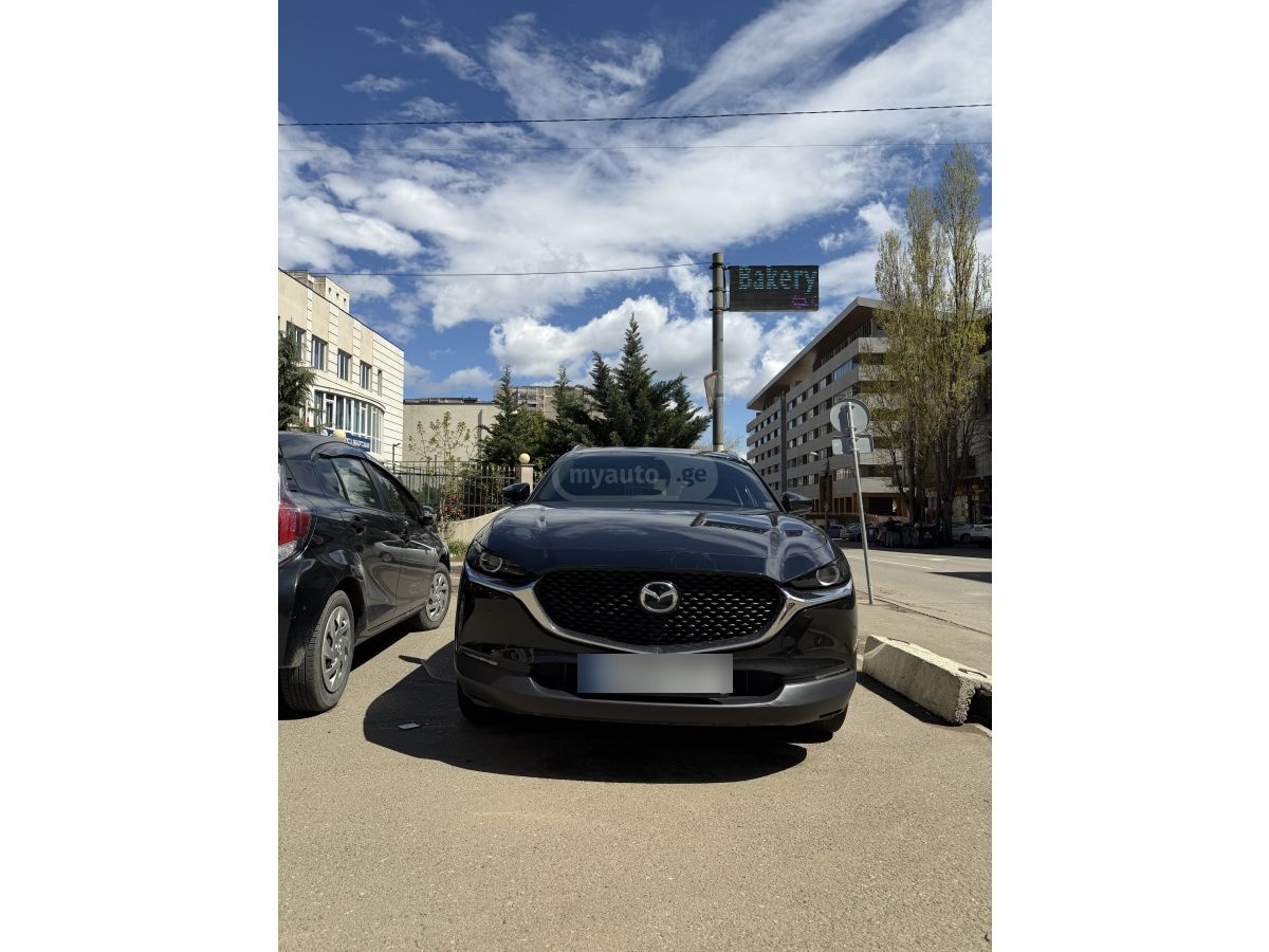 Mazda CX-30 - фото 1