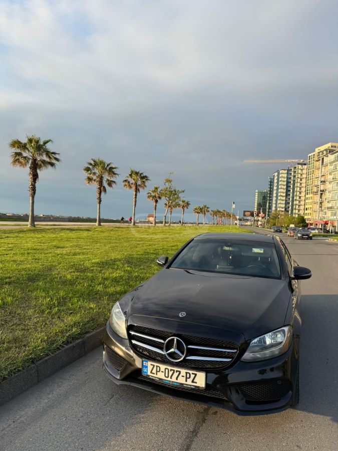 Mercedes-Benz C 300 - фото 1