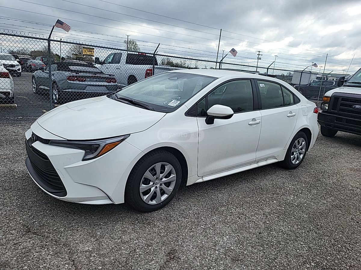 Toyota LE HYBRID FWD — миниатюра 1