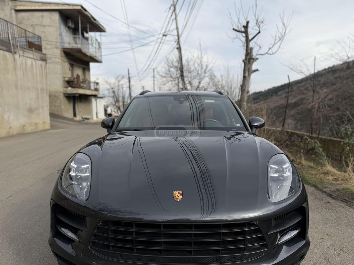 Porsche Macan - фото 1