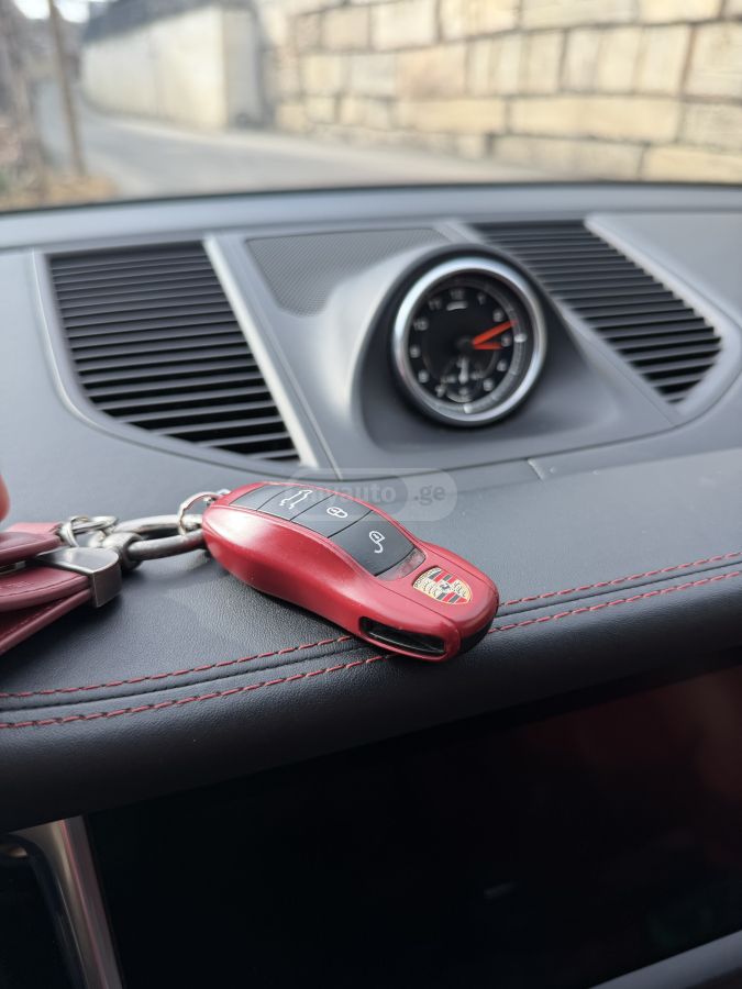 Porsche Macan - фото 13