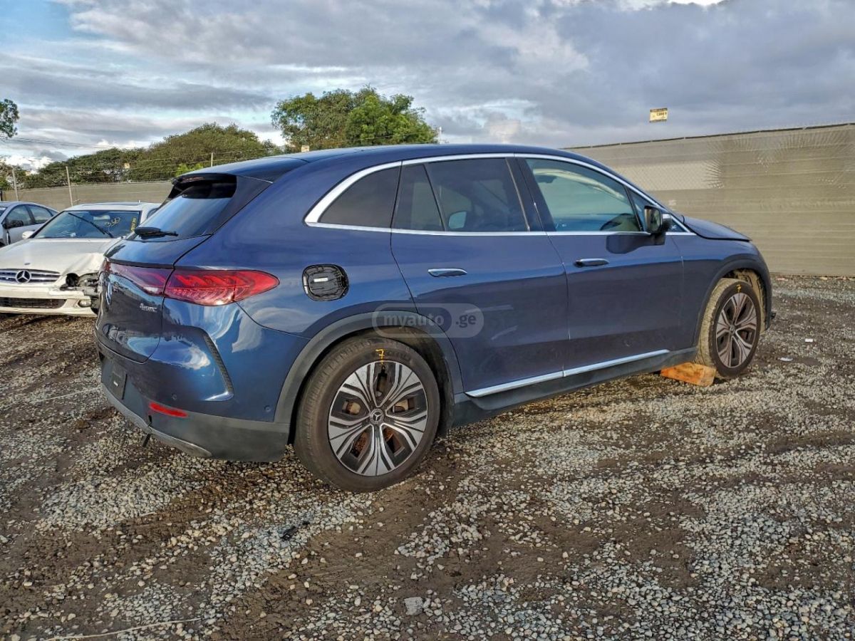Mercedes-Benz EQE 2023 — миниатюра 5