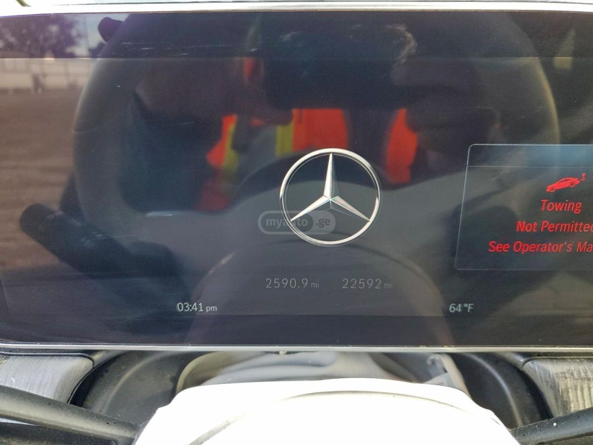 Mercedes-Benz EQE 2023 — миниатюра 6