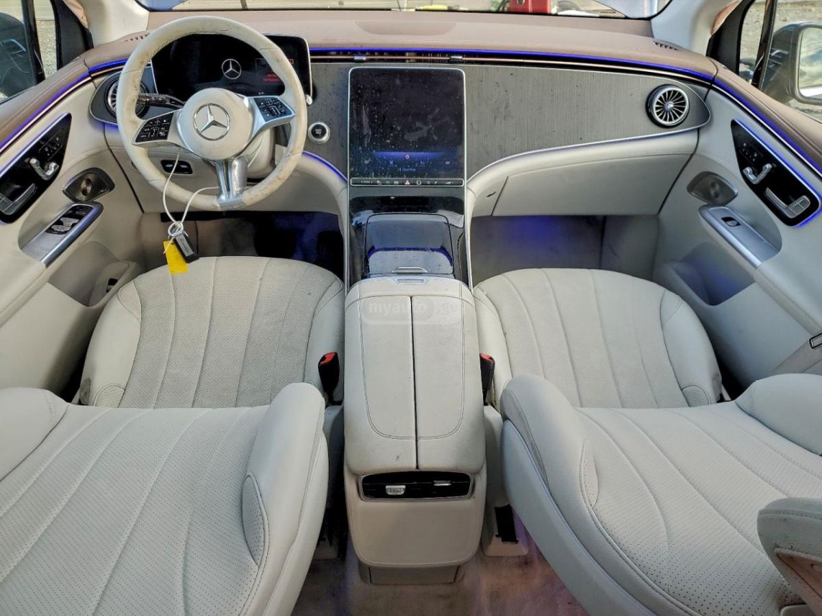 Mercedes-Benz EQE 2023 — миниатюра 9