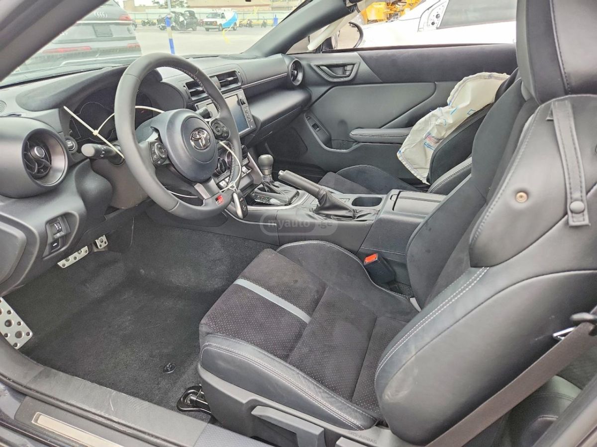 Toyota GR 86 - фото 6