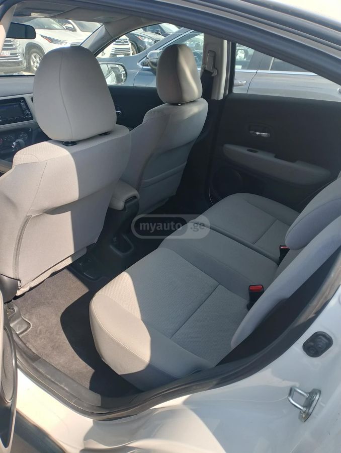 Honda HR-V - фото 6