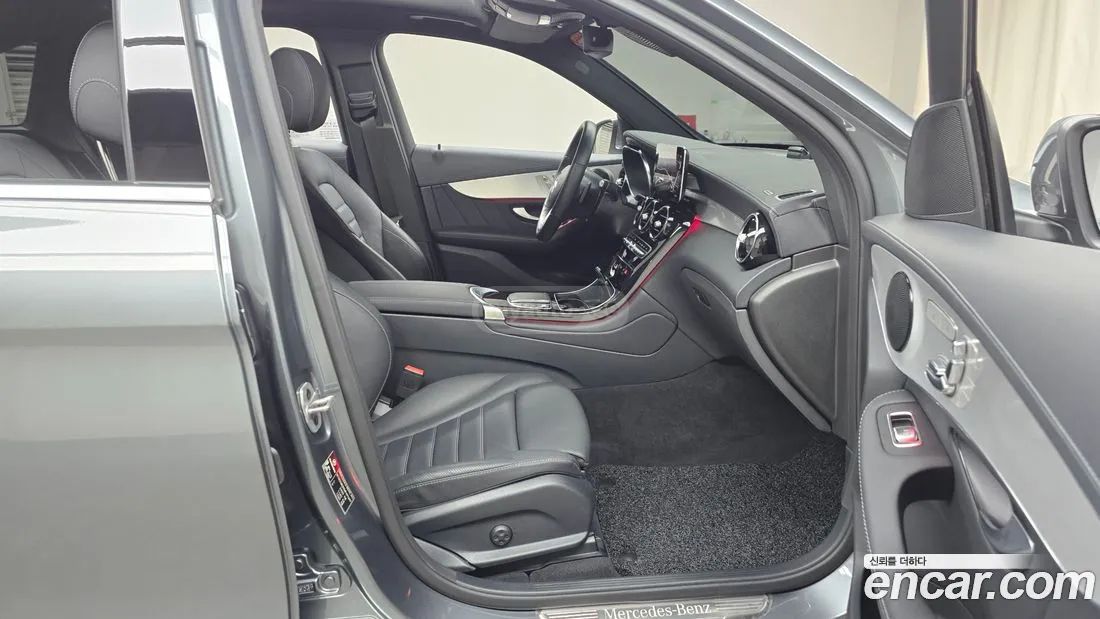 Mercedes-Benz GLC 63 AMG 2021 — миниатюра 11