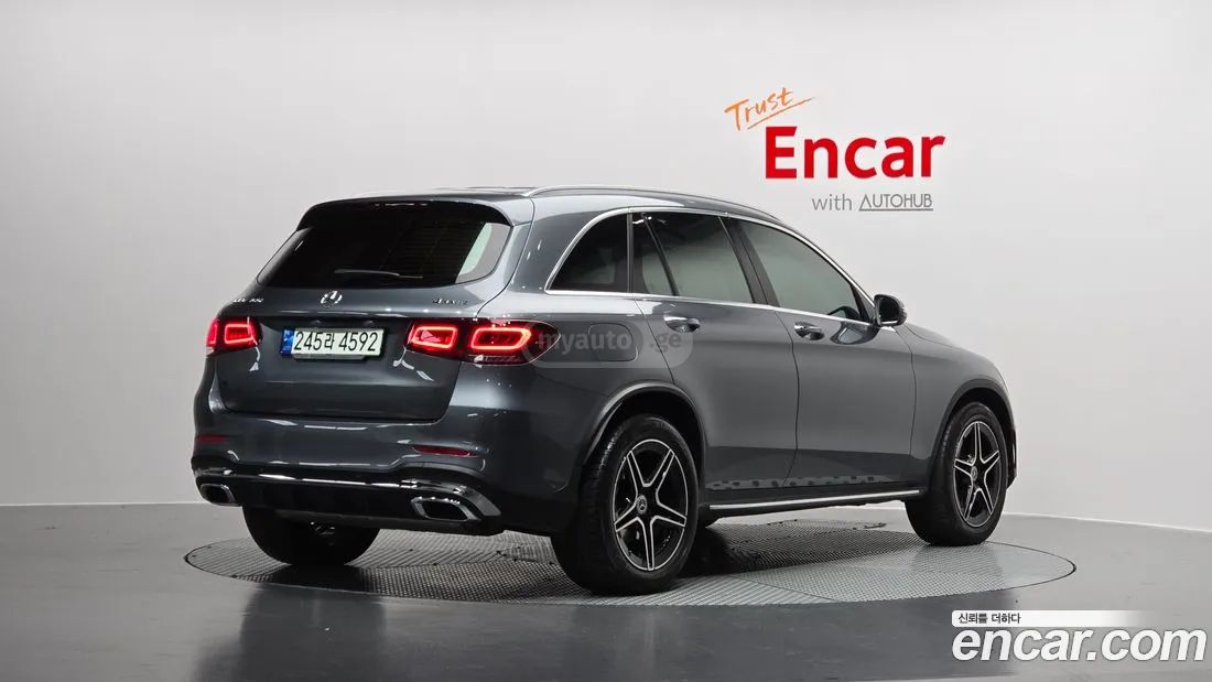 Mercedes-Benz GLC 63 AMG 2021 — миниатюра 2