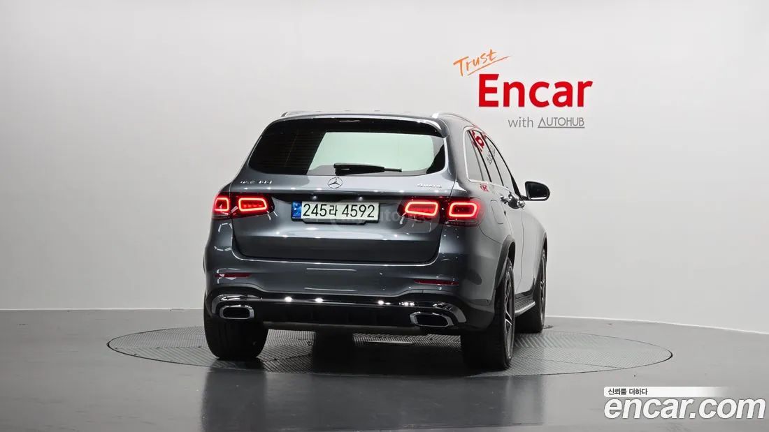 Mercedes-Benz GLC 63 AMG 2021 — миниатюра 4