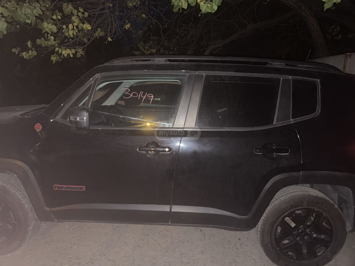 Jeep Renegade - фото 2
