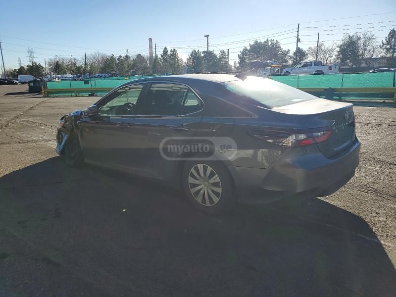 Toyota LE — миниатюра 2