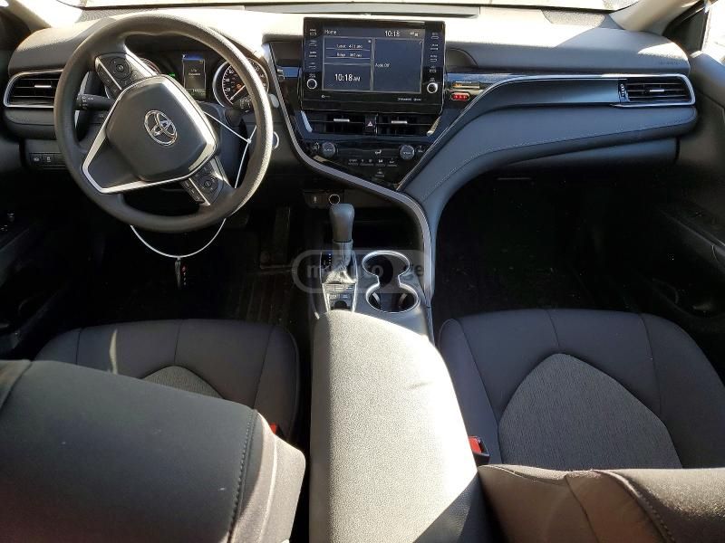 Toyota LE — миниатюра 8