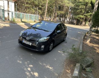 ToyotaPrius2010
