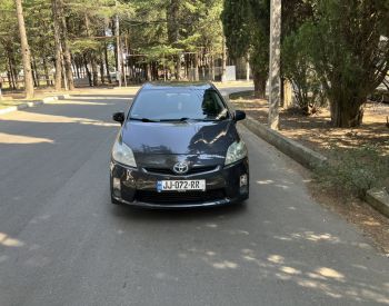 ToyotaPrius2010