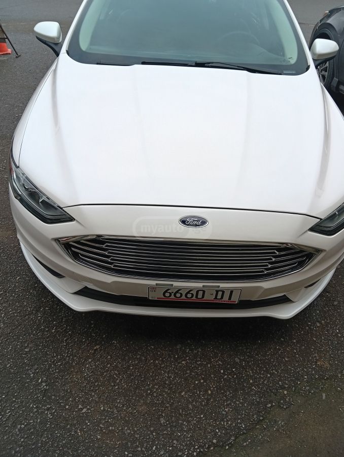 Ford Fusion - фото 1