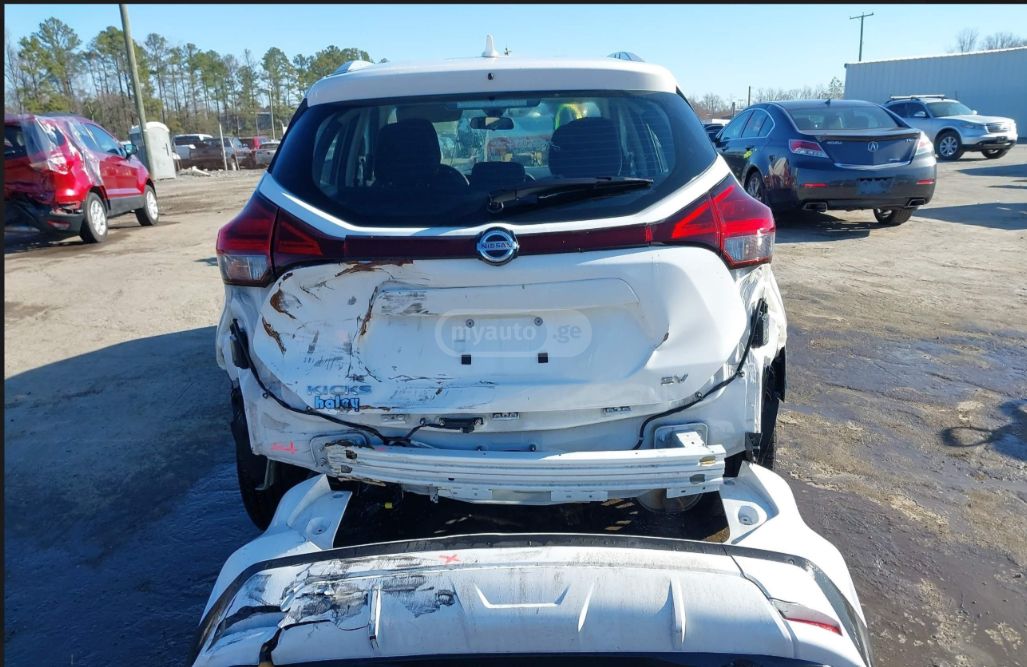 Nissan Kicks - фото 2