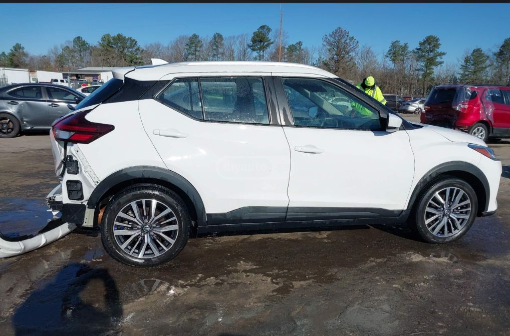 Nissan Kicks - фото 3