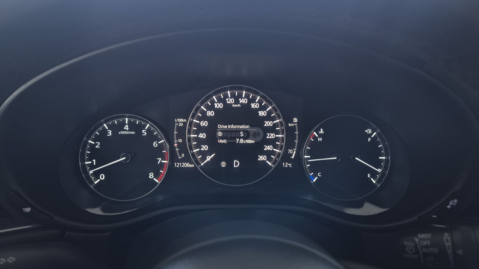 Mazda CX-30 - фото 7