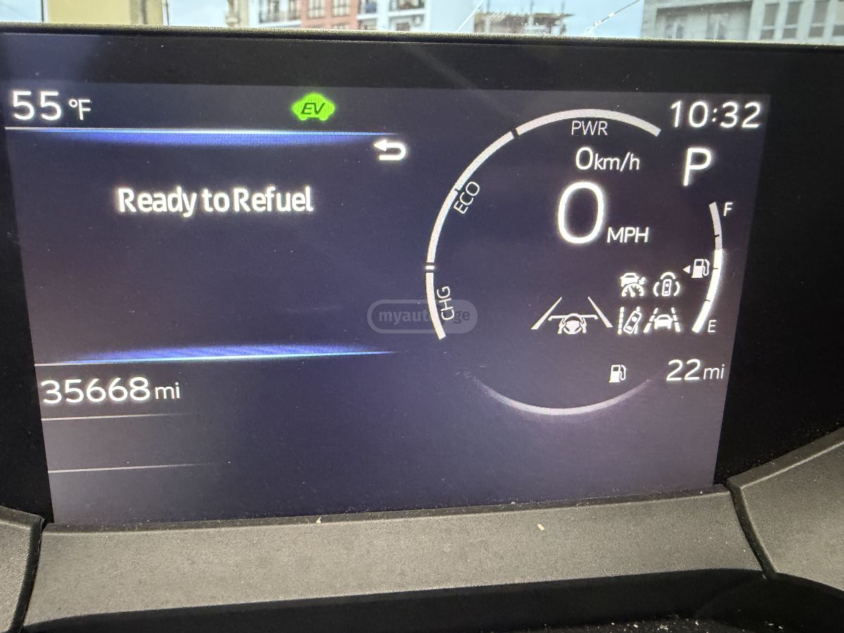 Toyota Prius - фото 7