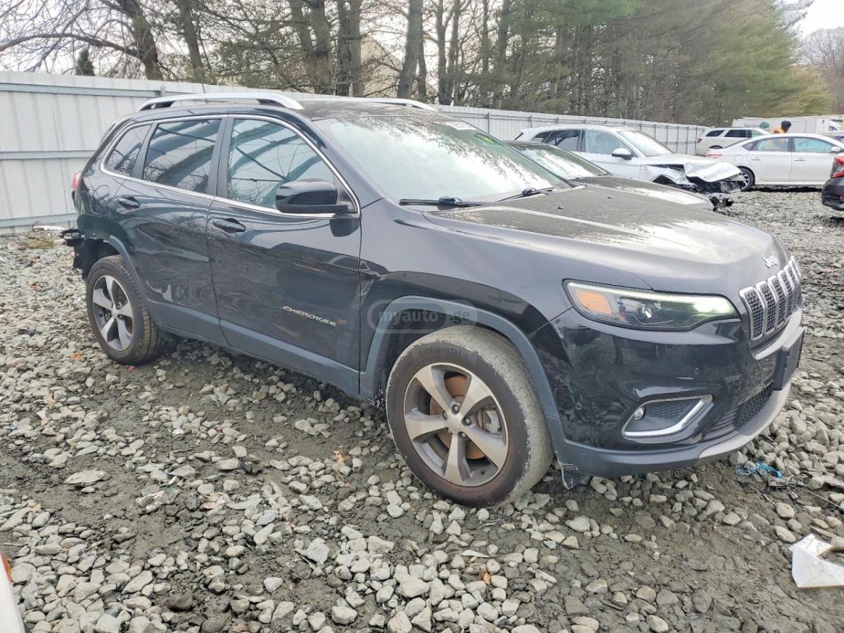 Jeep Cherokee - фото 4