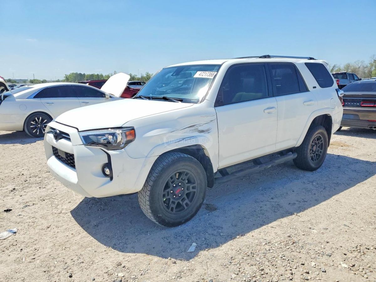 Toyota 4 Runner - фото 1