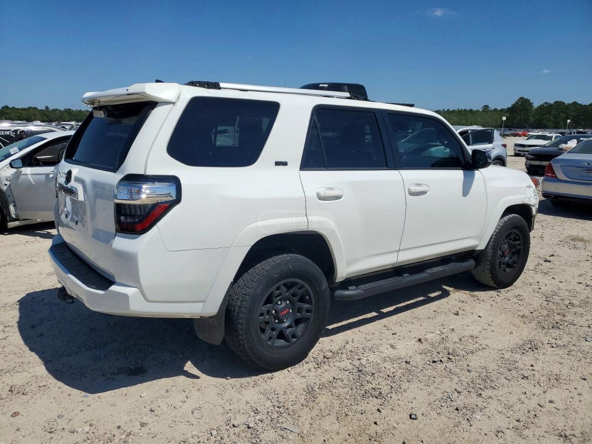 Toyota 4 Runner - фото 3