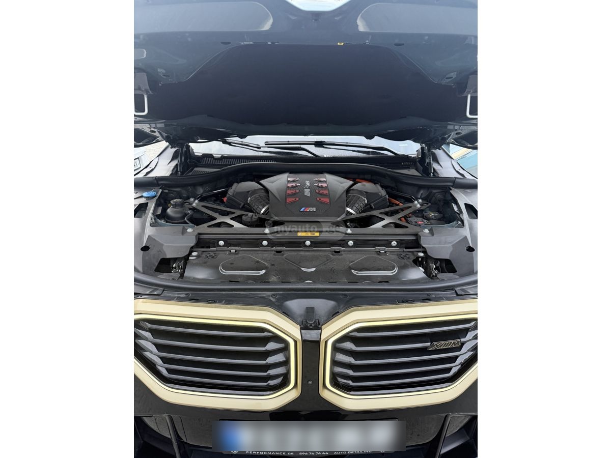 BMW XM - фото 15