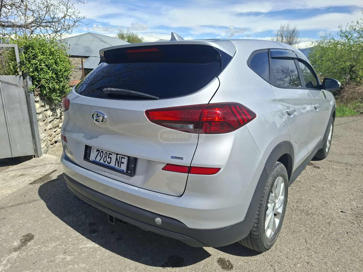 Hyundai Tucson - фото 4