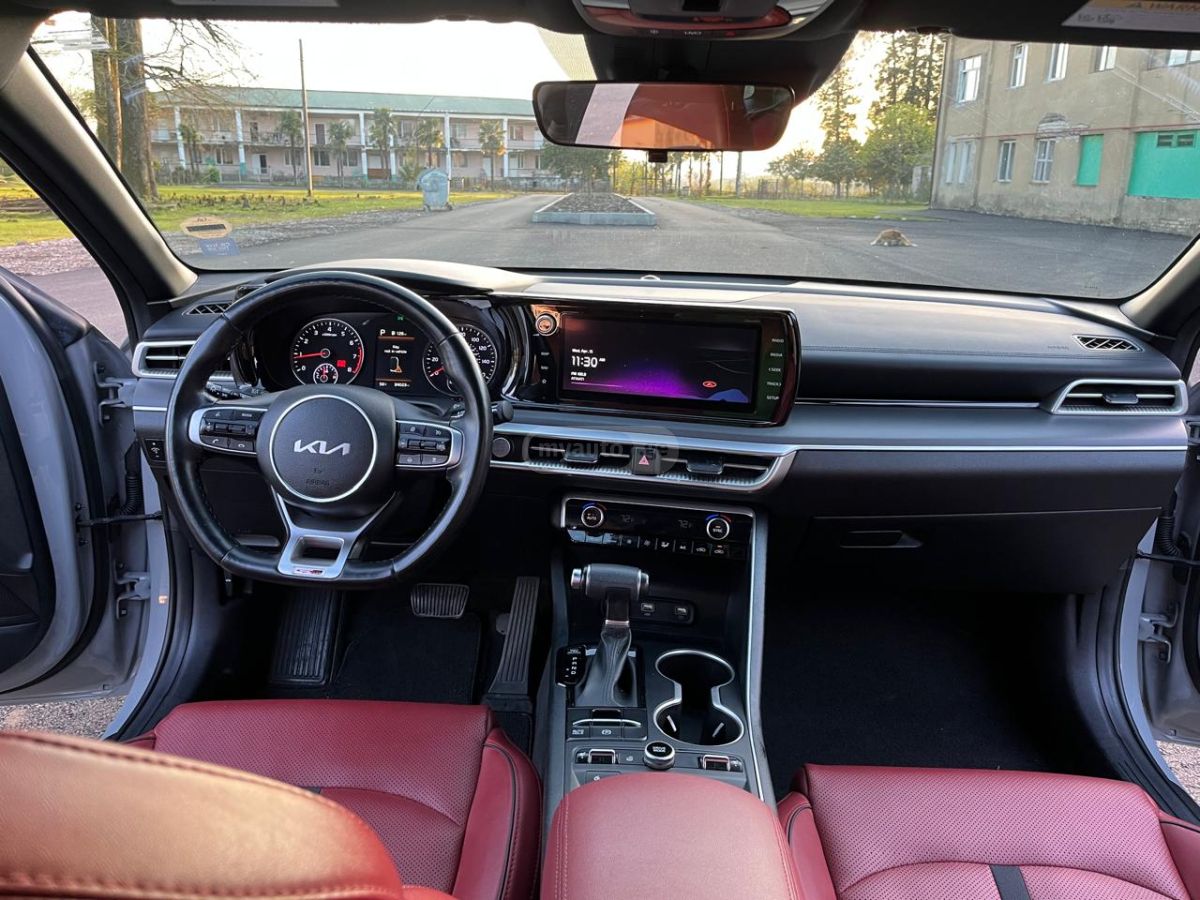 Kia K5 - фото 8