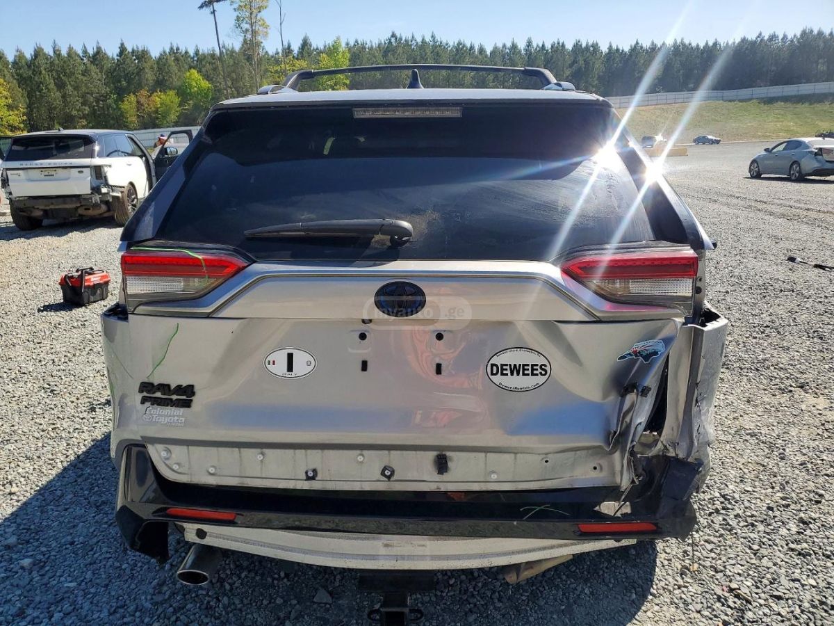 Toyota Rav 4 - фото 3