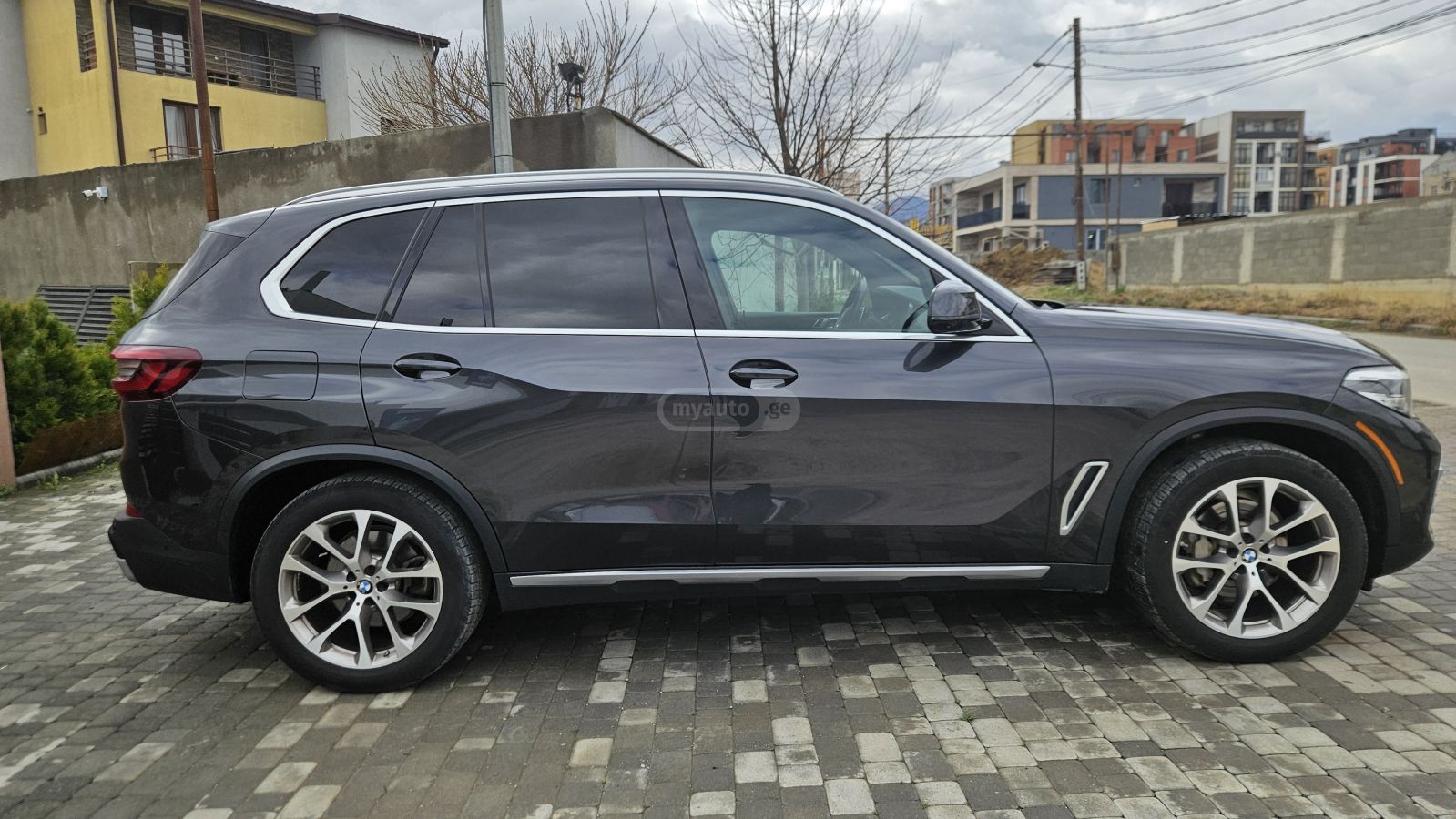 BMW X5 - фото 12