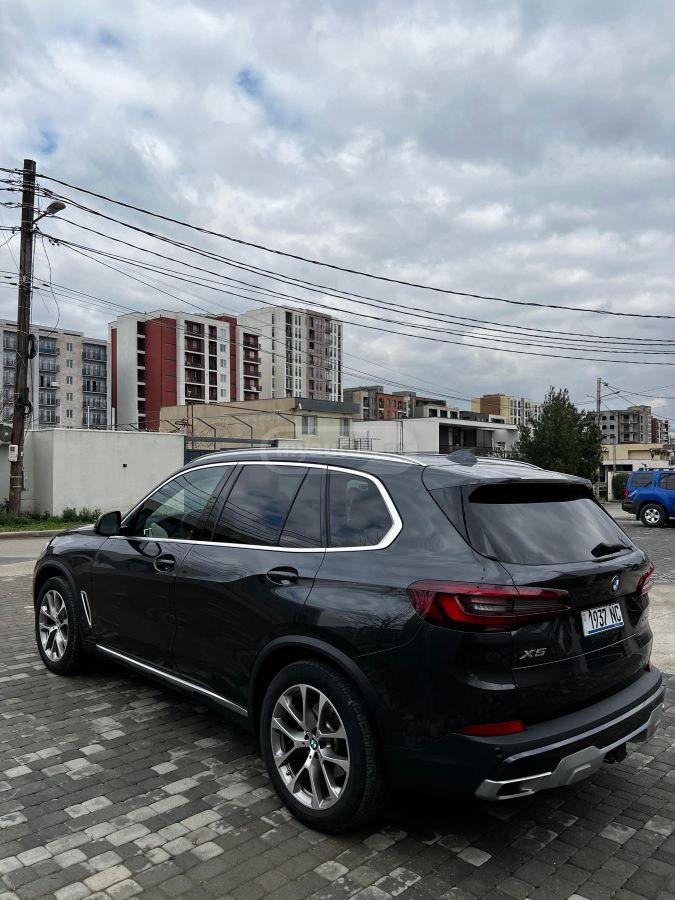 BMW X5 - фото 5