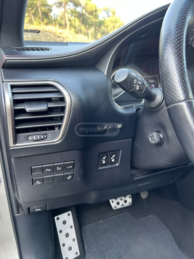 Lexus NX 200 - фото 9