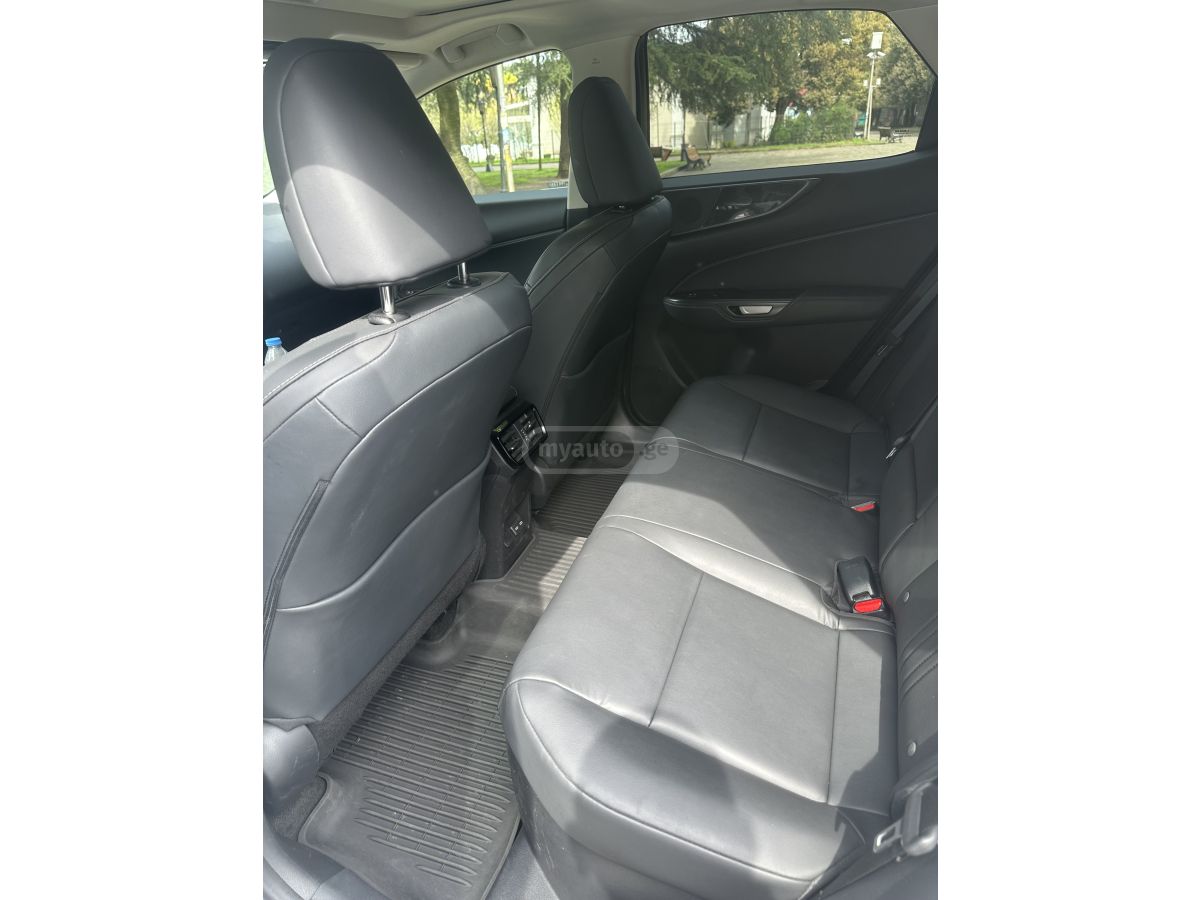 Lexus NX 350 - фото 9