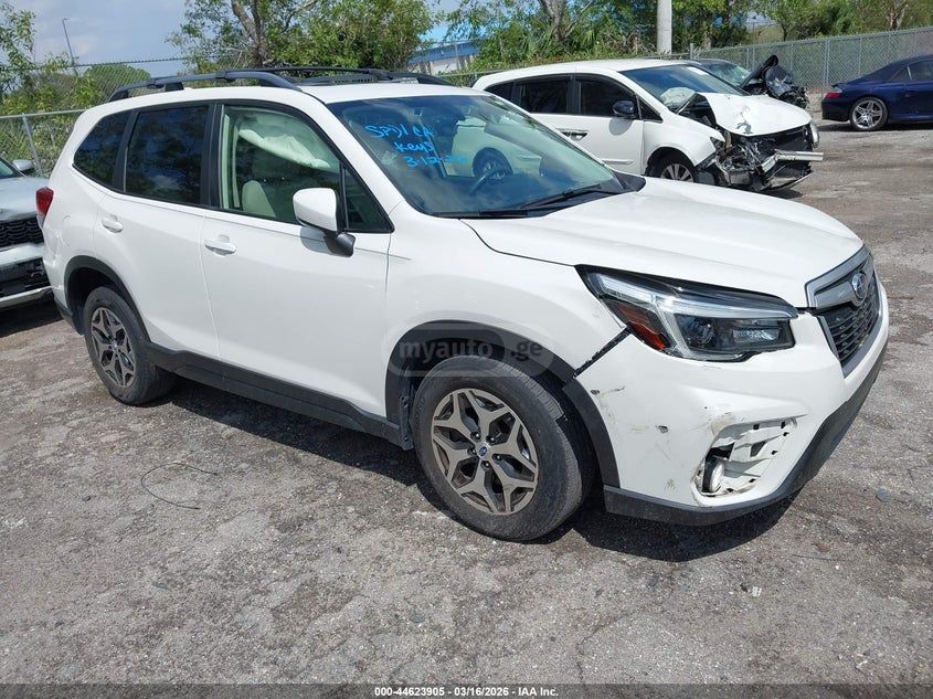 Subaru Forester - фото 1