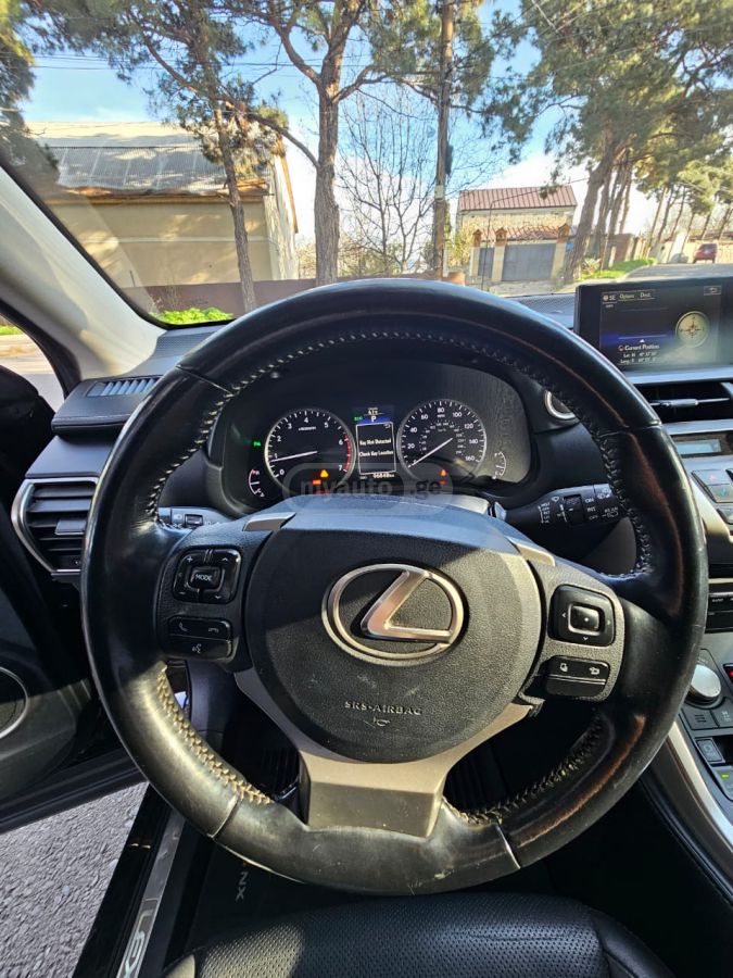 Lexus NX 200 - фото 8