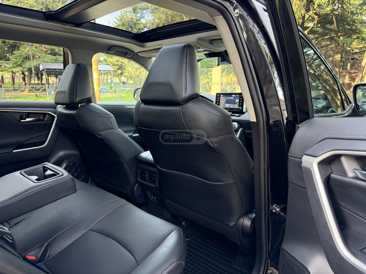 Toyota RAV 4 - фото 10